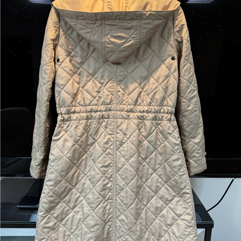 Burberry Beige Quilted Trench Coat with Signature Plaid Lining - Picture 4 of 4
